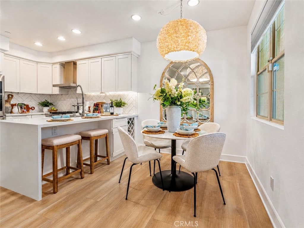 Condo at 862 E Baseline, Claremont — photo 7 of 12