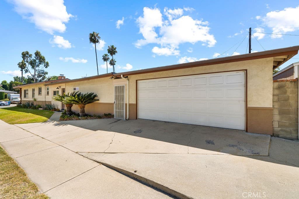 Home at 18657 E Laxford Road, Covina — photo 3 of 12