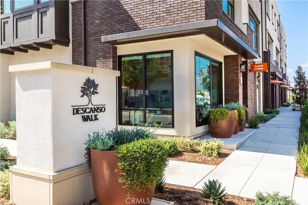 Townhouse at 1032 Foothill Boulevard, Claremont — photo 1 of 12