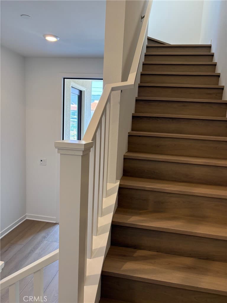 Townhouse at 1032 Foothill Boulevard, Claremont — photo 5 of 12