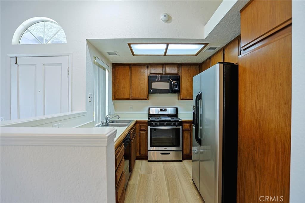 Condo at 776 E San Bernardino 7, Covina — photo 6 of 12