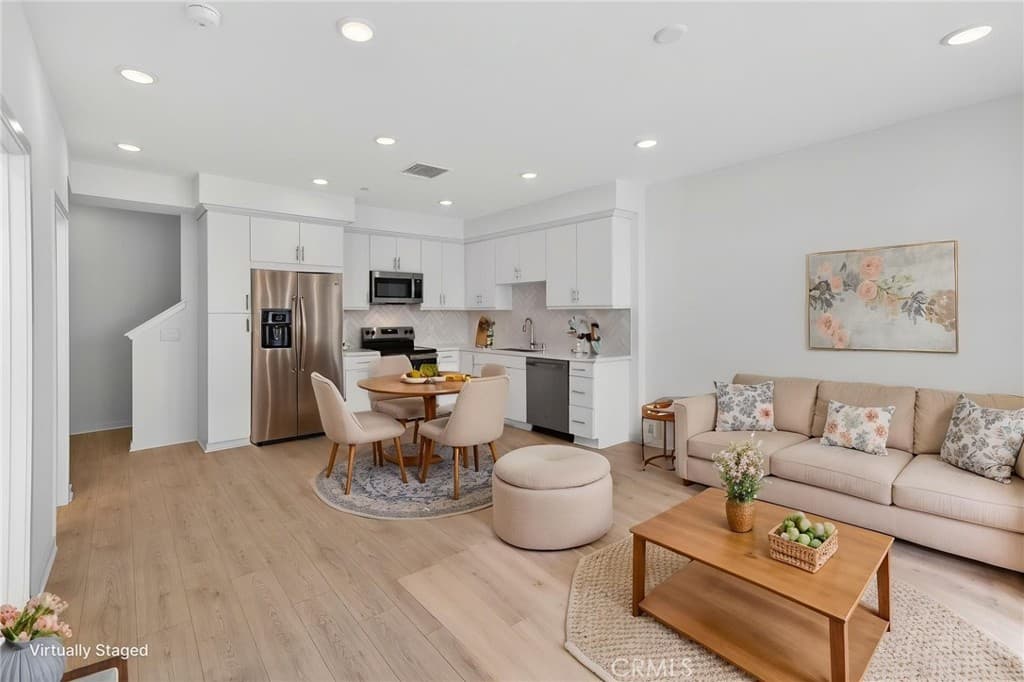 Townhouse at 728 Tropicana Place, Covina — photo 1 of 7