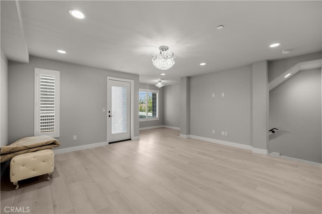 Condo at 721 W Duarte Road B, Monrovia — photo 8 of 12