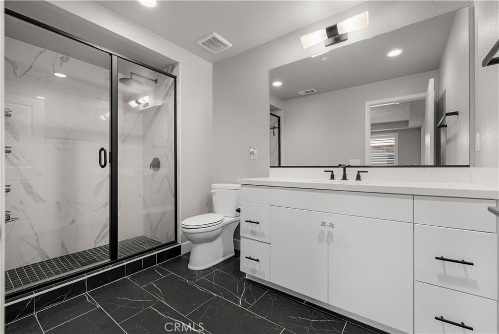 Condo at 721 W Duarte Road B, Monrovia — photo 10 of 12