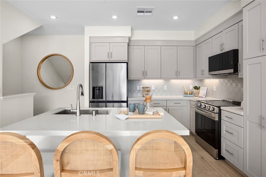 Townhouse at 723 E Route 66, Glendora — photo 7 of 12