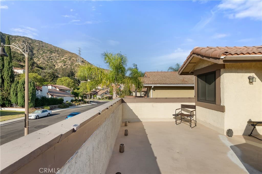 Home at 2622 Starcrest Drive, Duarte — photo 2 of 12