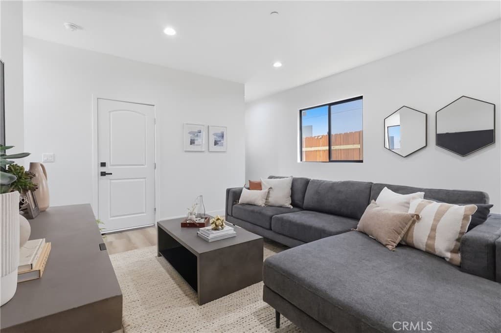 Home at 4429 Phelan Avenue, Baldwin Park — photo 12 of 12