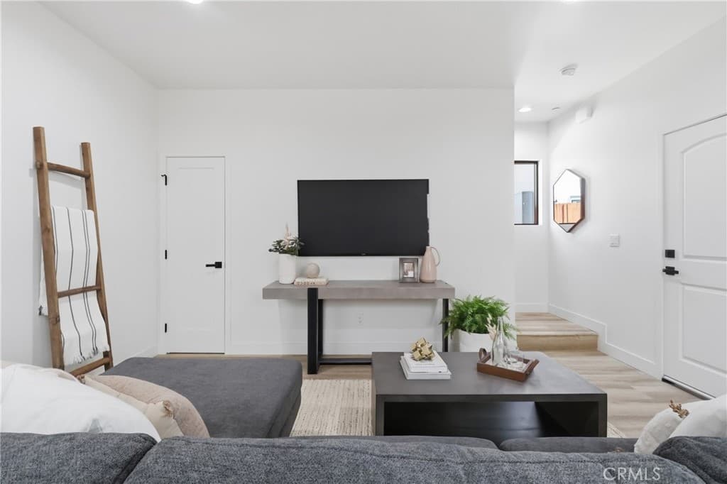 Home at 4429 Phelan Avenue, Baldwin Park — photo 10 of 12
