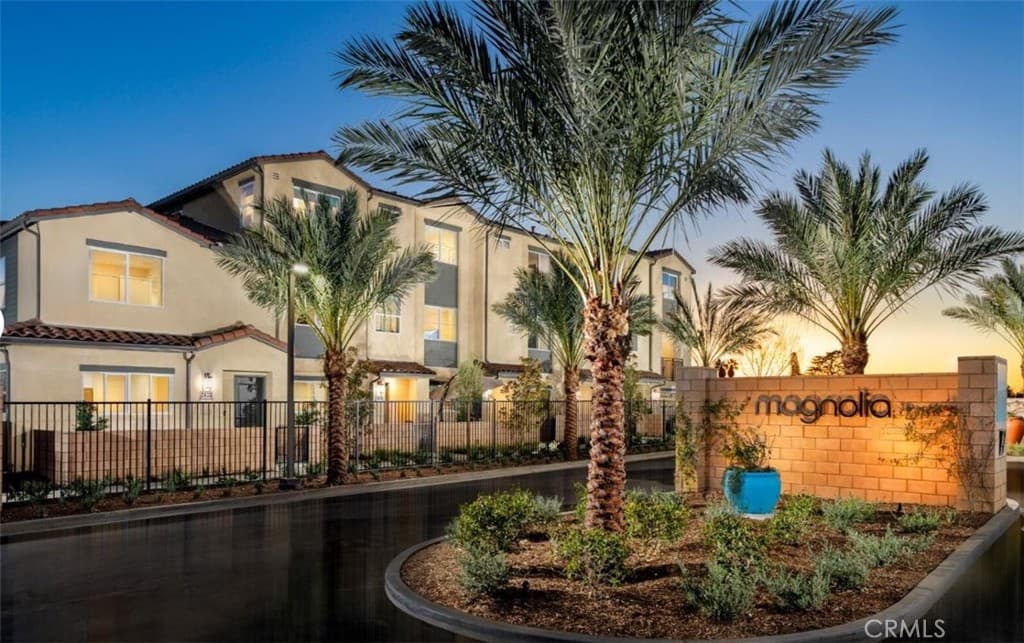 Townhouse at 4211 Jasmine Lane, Arcadia — photo 1 of 12