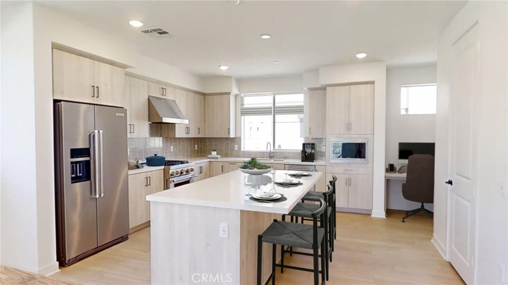 Townhouse at 4175 Jasmine Lane, Arcadia — photo 4 of 12