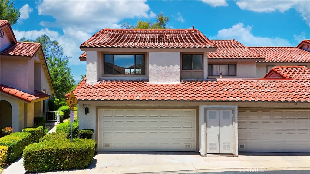 Townhouse at 22811 Chardonnay 1, Diamond Bar — photo 1 of 12
