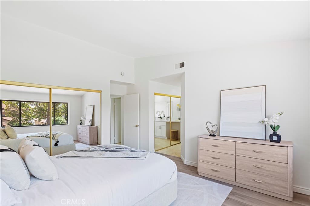 Townhouse at 22811 Chardonnay 1, Diamond Bar — photo 9 of 12