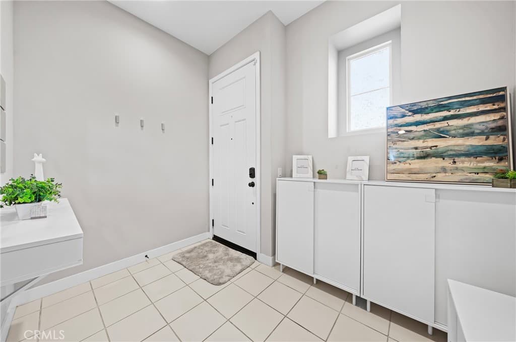 Townhouse at 601 W Foothill Blvd 71, Glendora — photo 2 of 12