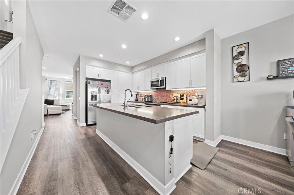 Townhouse at 601 W Foothill Blvd 71, Glendora — photo 9 of 12