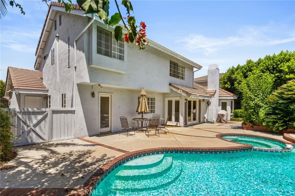 Home at 1502 Christine, Arcadia — photo 4 of 12