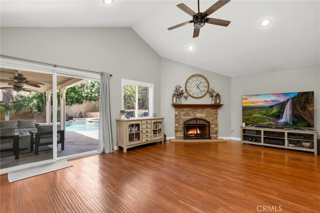 Home at 131 Shire Court, San Dimas — photo 11 of 12