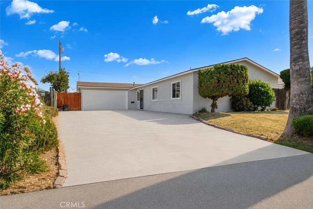 Home at 18227 Gallineta, Rowland Heights — photo 3 of 12