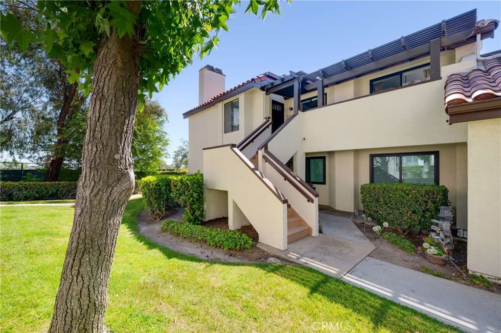 Condo at 836 Trinity, Claremont — photo 1 of 12