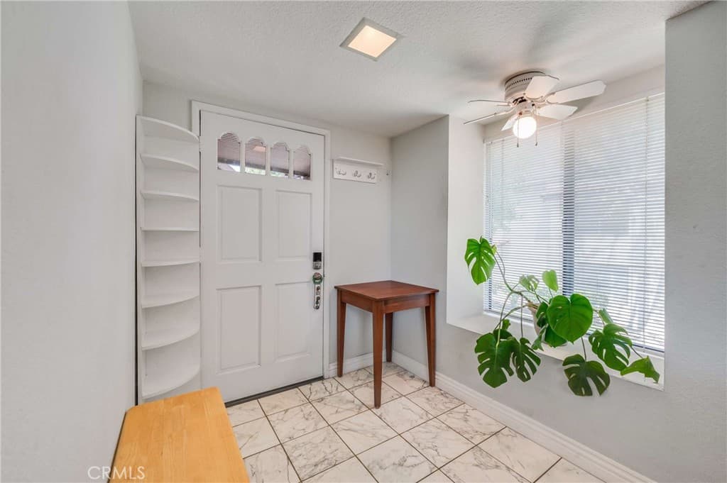 Condo at 836 Trinity, Claremont — photo 6 of 12