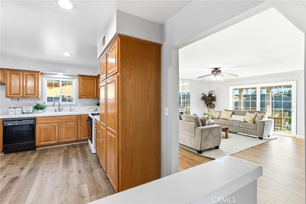 Home at 823 N Delancey Ave, San Dimas — photo 6 of 12