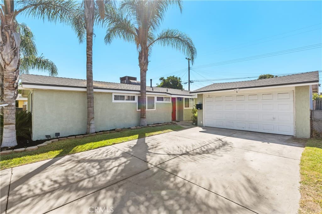 Home at 2262 Academy, Pomona — photo 2 of 12