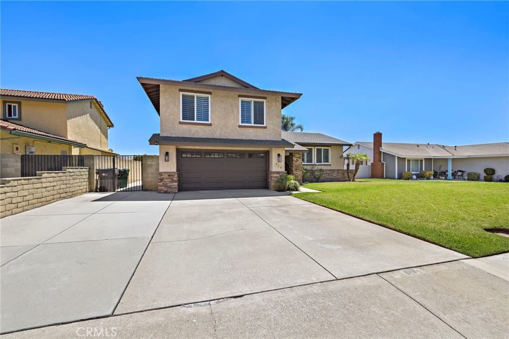 Home at 970 Hormel Avenue, La Verne — photo 3 of 12