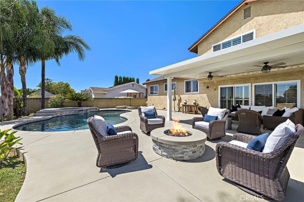 Home at 970 Hormel Avenue, La Verne — photo 9 of 12