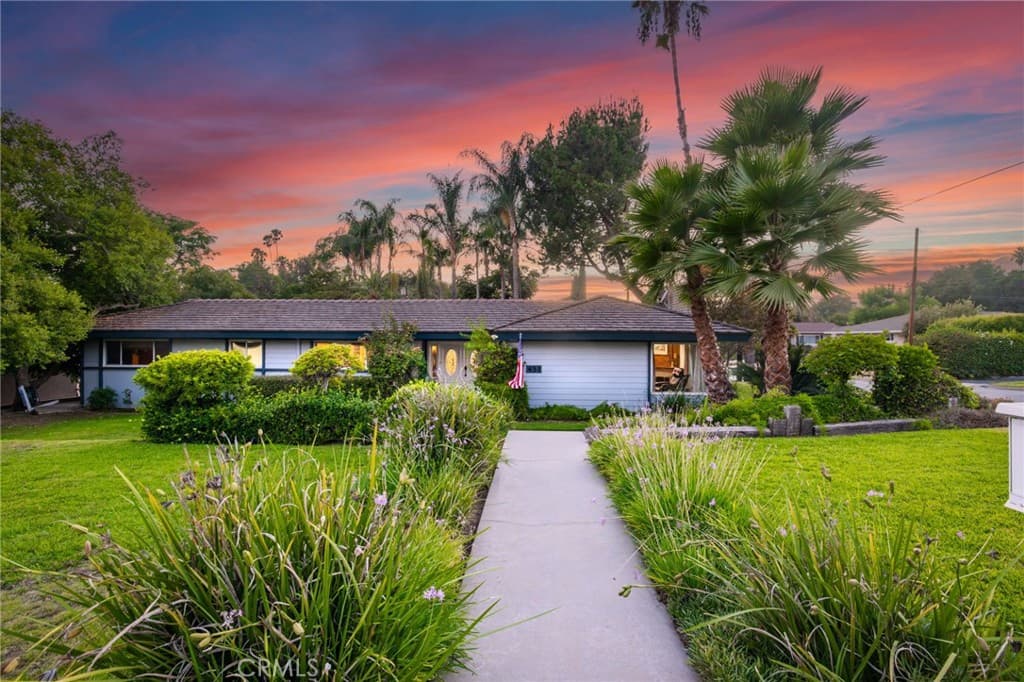 Home at 451 N Baldy Vista, Glendora — photo 9 of 12
