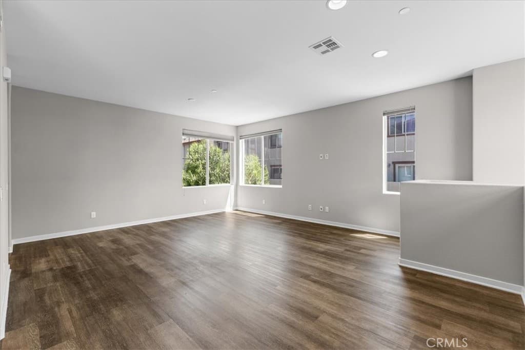 Townhouse at 709 S Azusa Avenue M, Azusa — photo 7 of 12