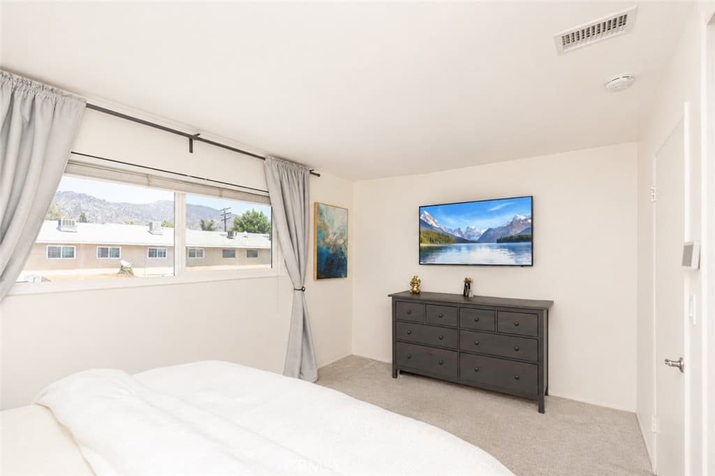 Condo at 659 E Lee, Azusa — photo 12 of 12