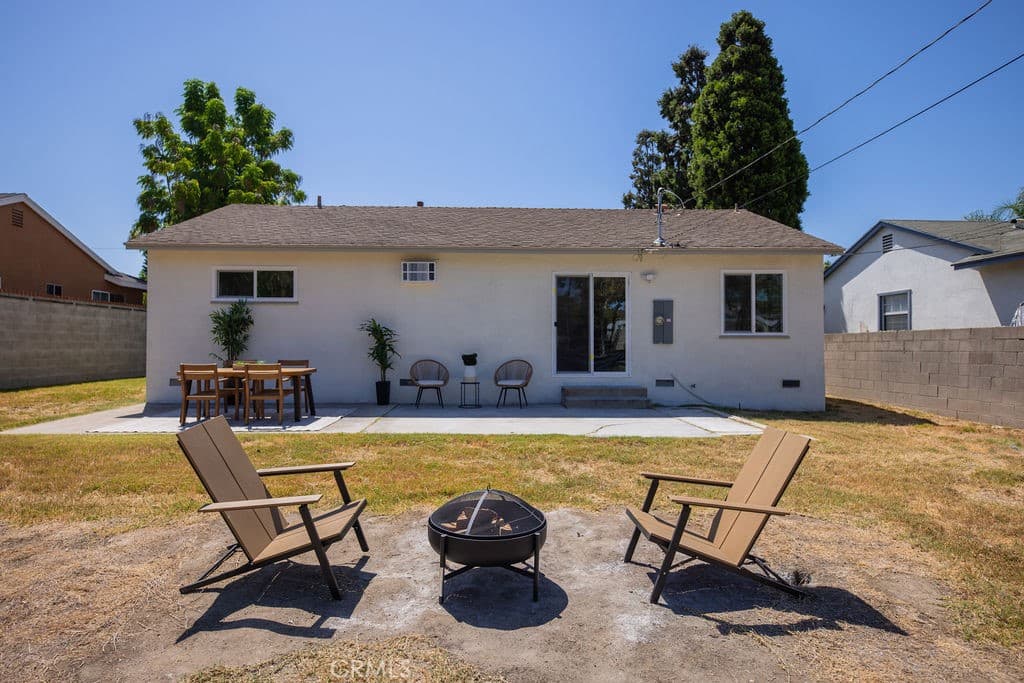 Home at 2559 Kellogg Park Drive, Pomona — photo 4 of 12