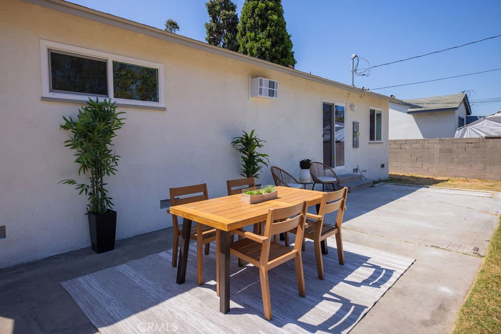 Home at 2559 Kellogg Park Drive, Pomona — photo 6 of 12