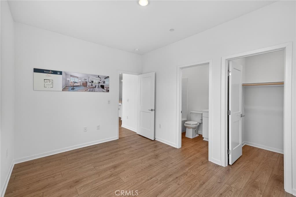 Townhouse at 461 Paradiso Place, Covina — photo 11 of 12