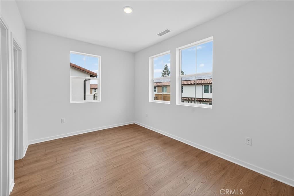 Townhouse at 461 Paradiso Place, Covina — photo 10 of 12