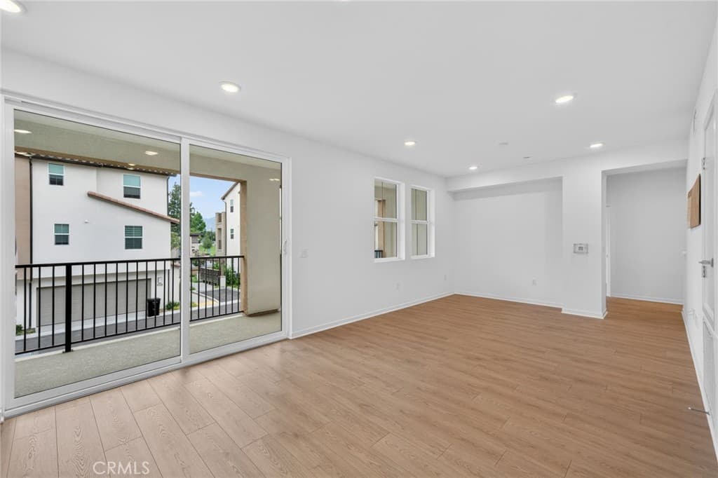 Townhouse at 457 Paradiso Place, Covina — photo 5 of 12