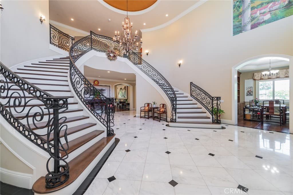 Commercial at 2702 S 10th, Arcadia — photo 4 of 12