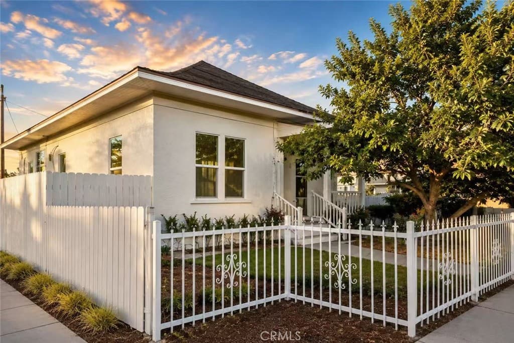 Home at 760 S Elm St, Pomona — photo 1 of 12