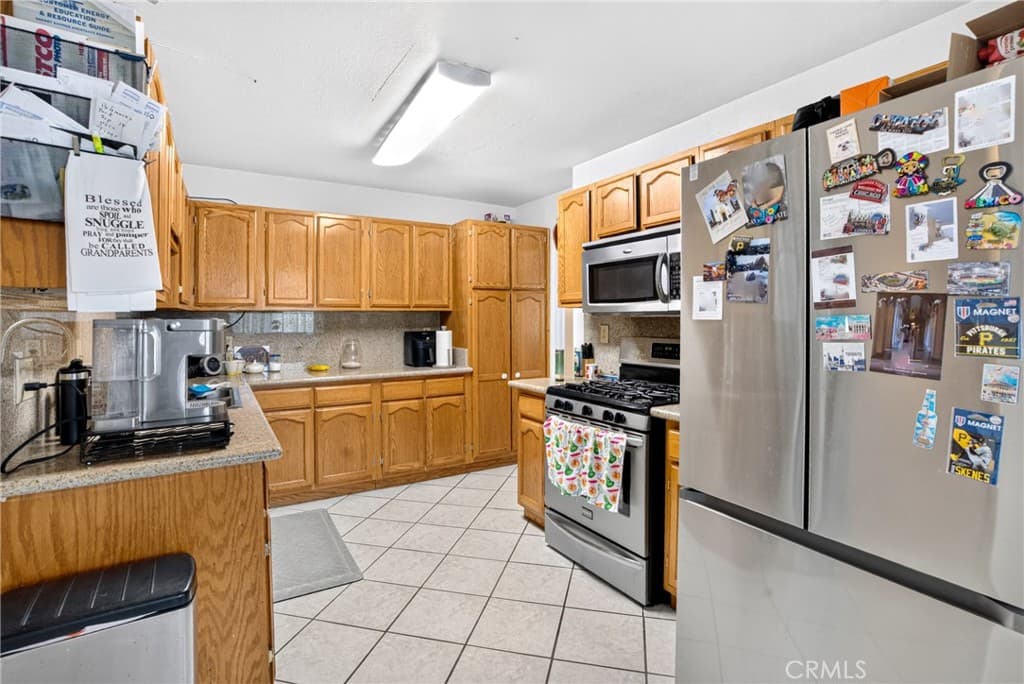 Home at 2211 Angela, Pomona — photo 12 of 12