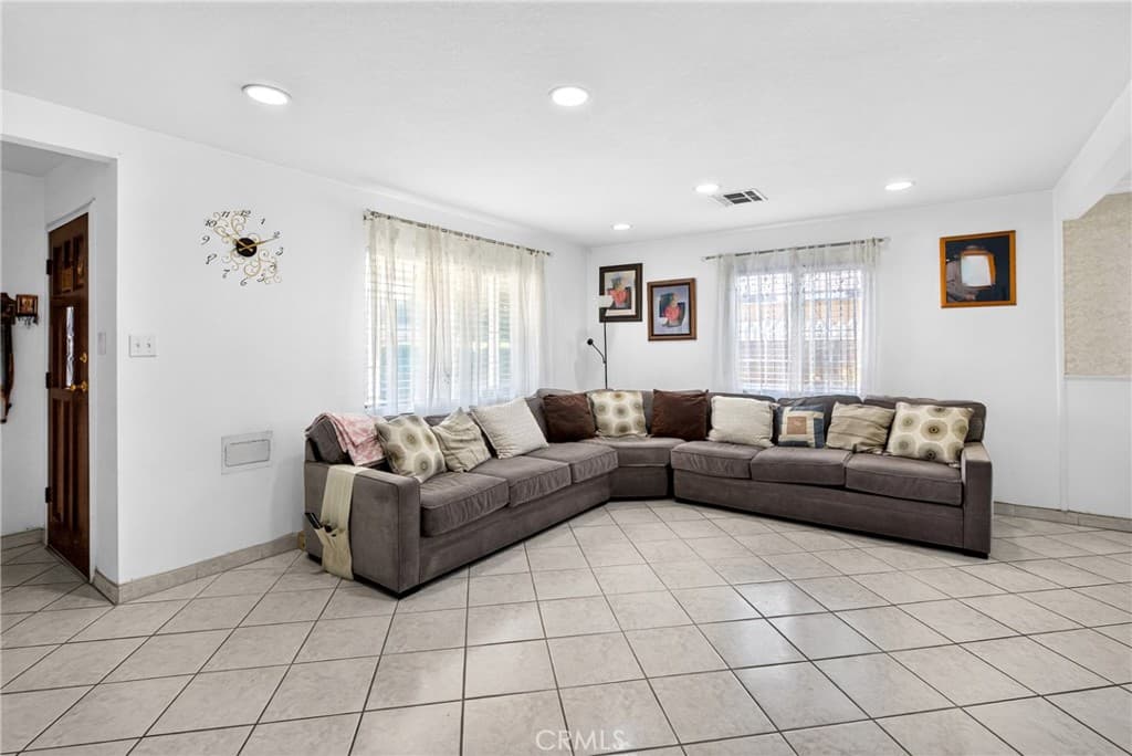 Home at 2211 Angela, Pomona — photo 4 of 12