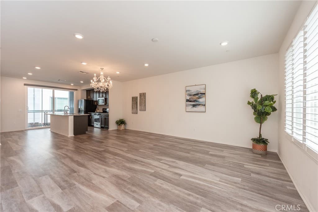 Condo at 711 Hudson Lane, West Covina — photo 11 of 12