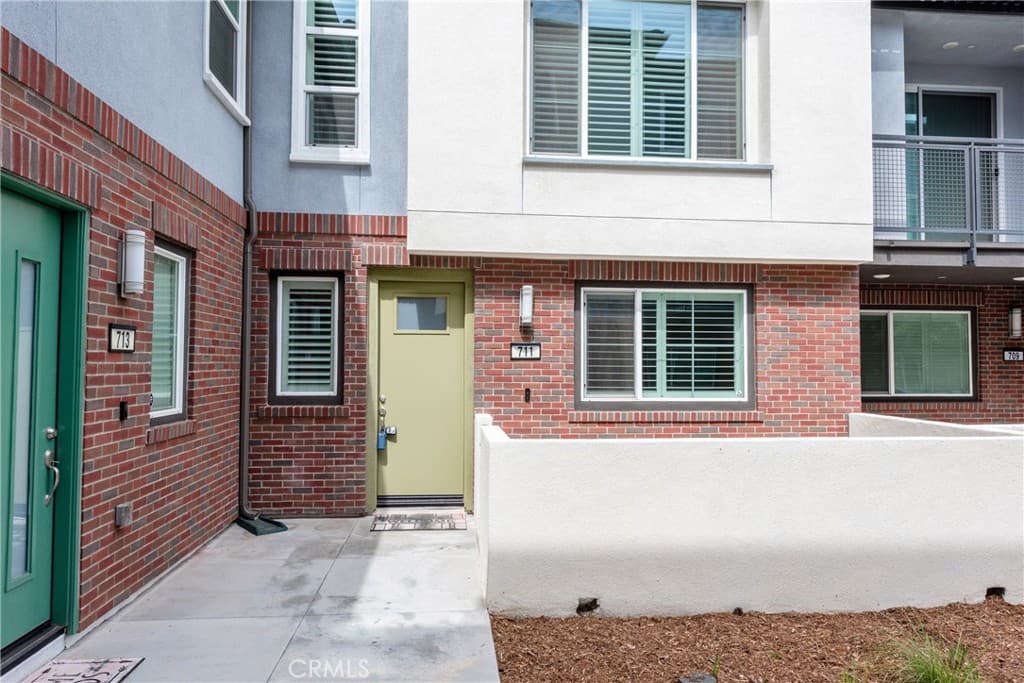 Condo at 711 Hudson Lane, West Covina — photo 3 of 12