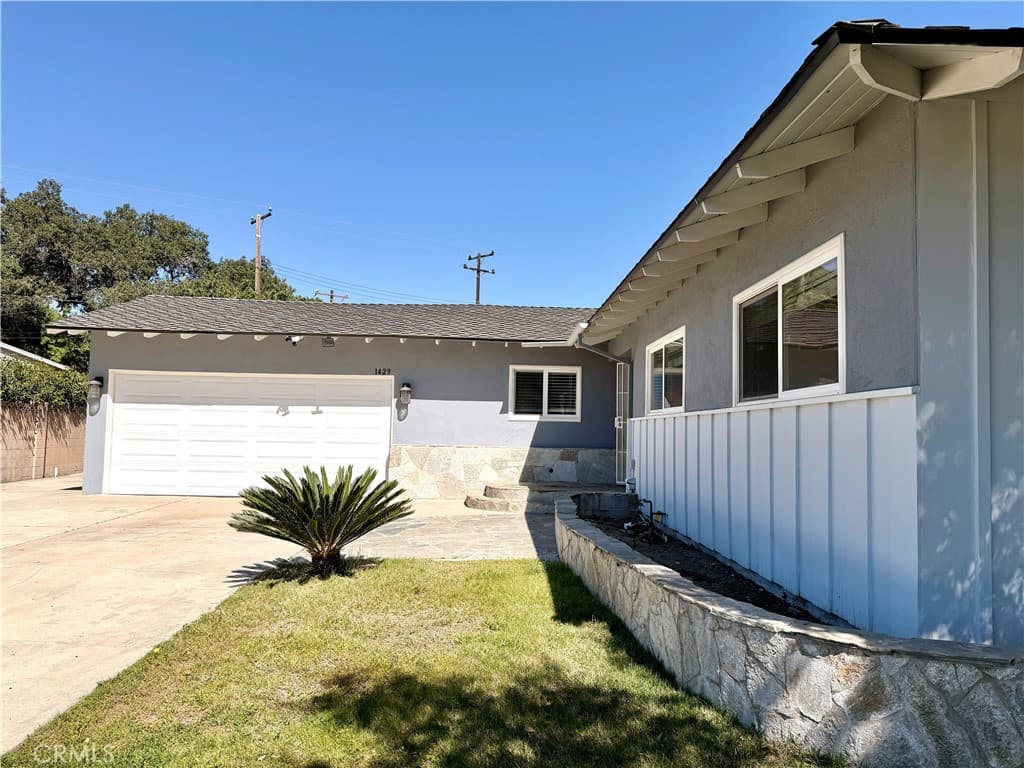 Home at 1429 Underhill Terrace, Glendora — photo 2 of 12