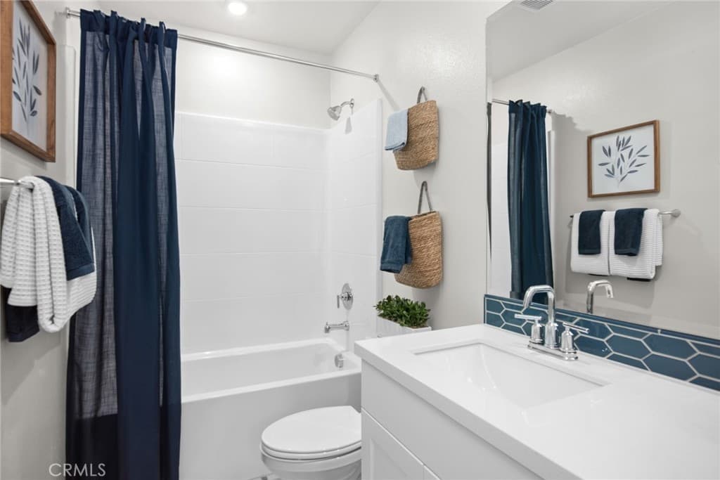 Condo at 561 Gregory Way, Glendora — photo 11 of 12