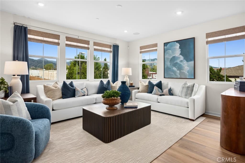 Condo at 561 Gregory Way, Glendora — photo 3 of 12