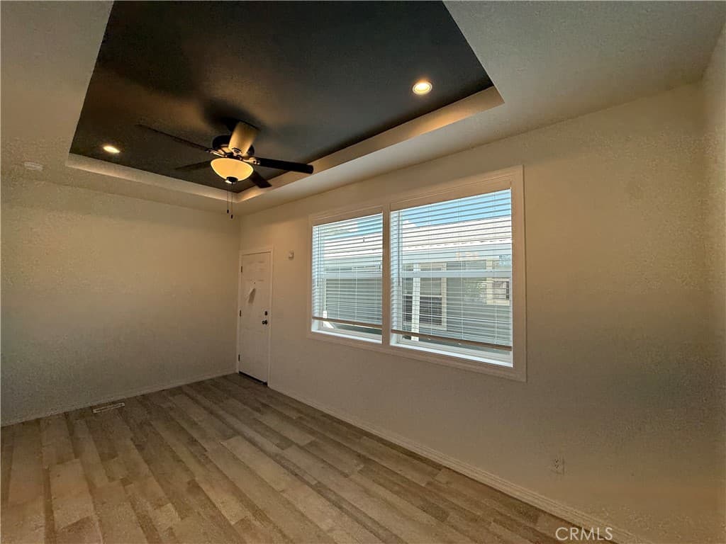 Home at 600 W Gladstone Street 22, Azusa — photo 6 of 12