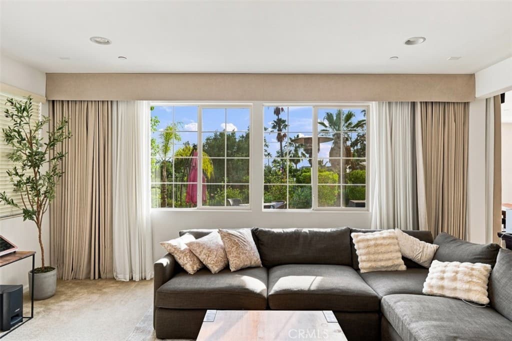 Home at 858 E Manresa, Azusa — photo 10 of 12