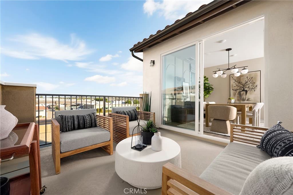 Townhouse at 465 Paradiso Place, Covina — photo 12 of 12
