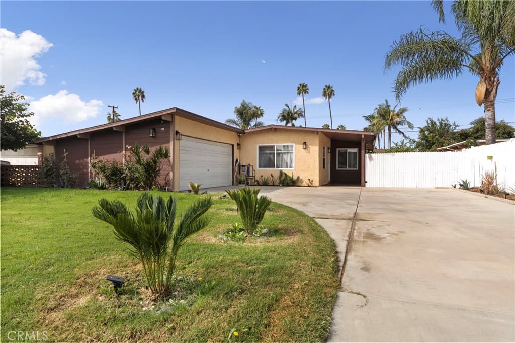 Home at 5721 N Rockvale Ave, Azusa — photo 3 of 12