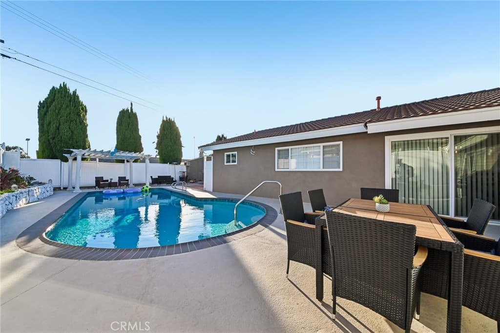 Home at 2115 S Edmore Ave, Rowland Heights — photo 2 of 12