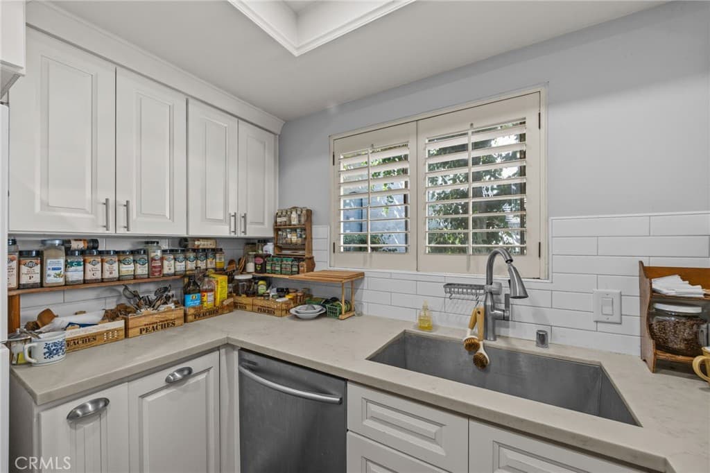 Condo at 541 Linwood Ave C, Monrovia — photo 12 of 12
